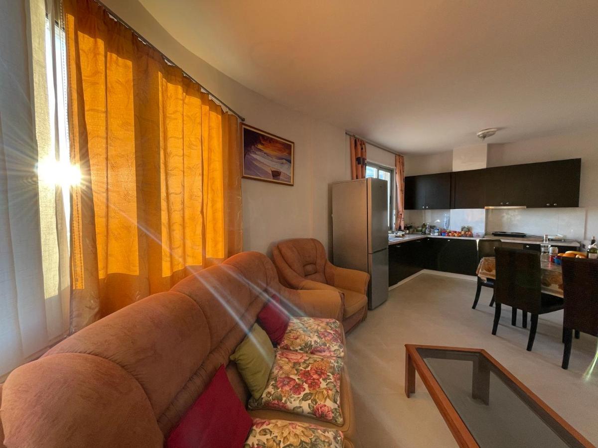 B&B - Private Rooms Tiranë Eksteriør bilde